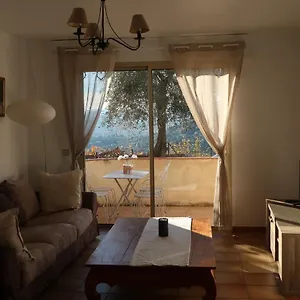 Spacieux Et Chaleureux à Grasse